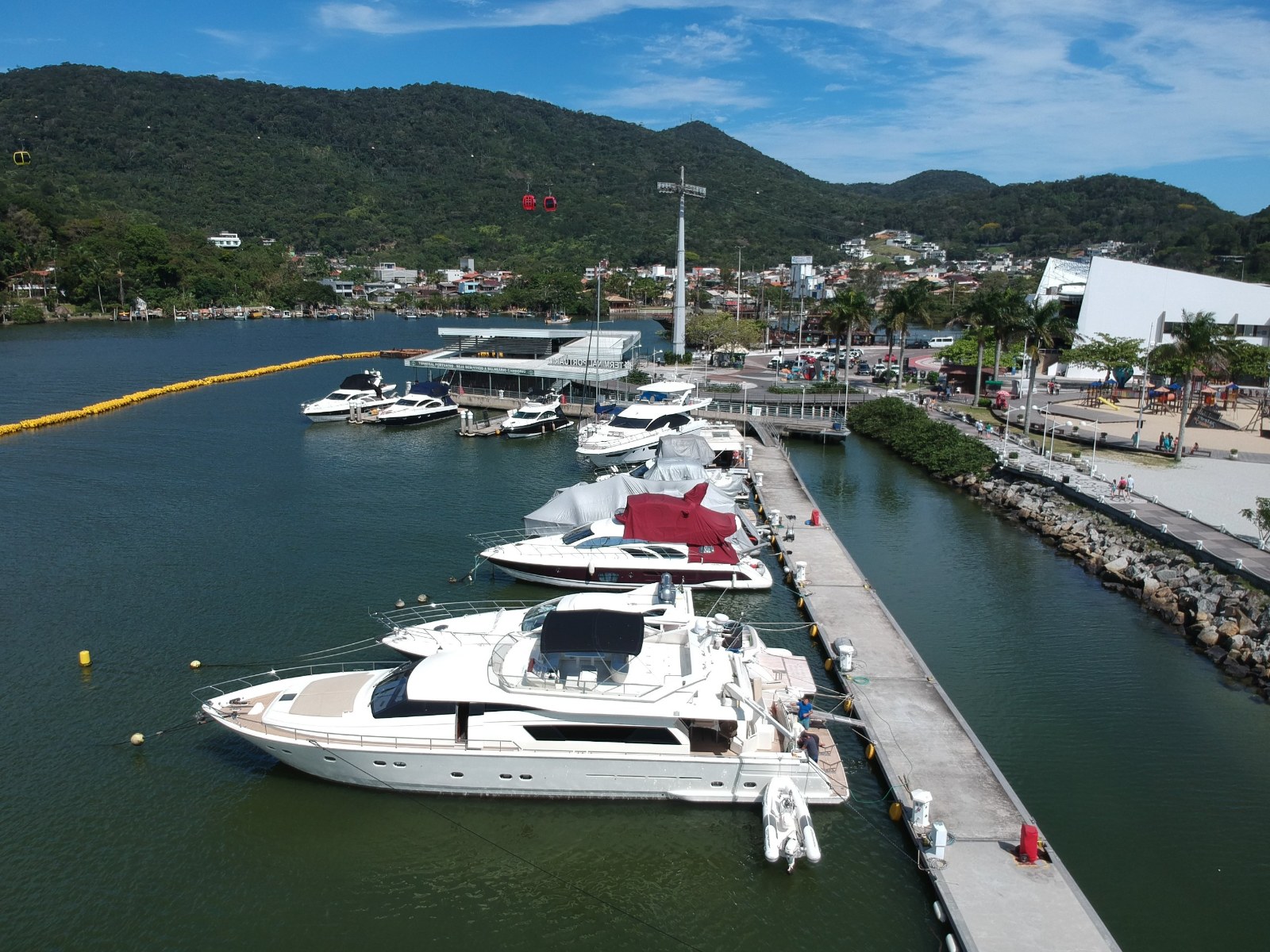 Tedesco Marina, em Balneário Camboriú
