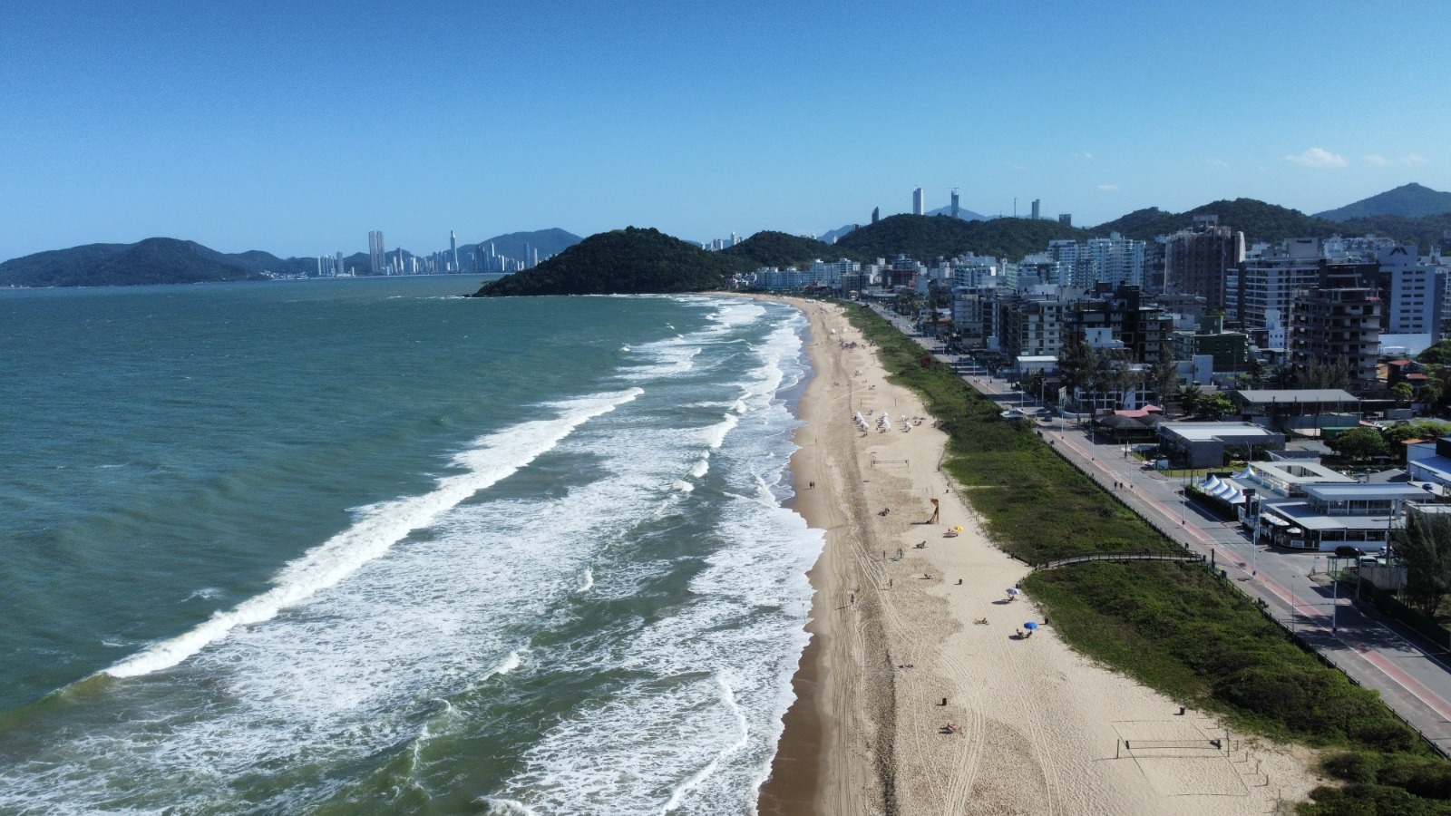 Norman Foster - Praia Brava - Imóveis de Luxo