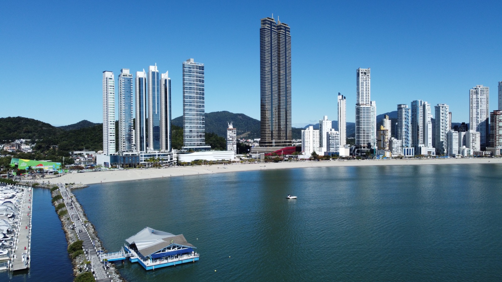 Como é Morar na Barra Sul em Balneário Camboriú? Análise da Região Mais Valorizada