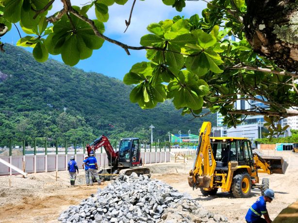 Início da Reurbanização da Praia Central de Balneário Camboriú: Um Marco para o Futuro