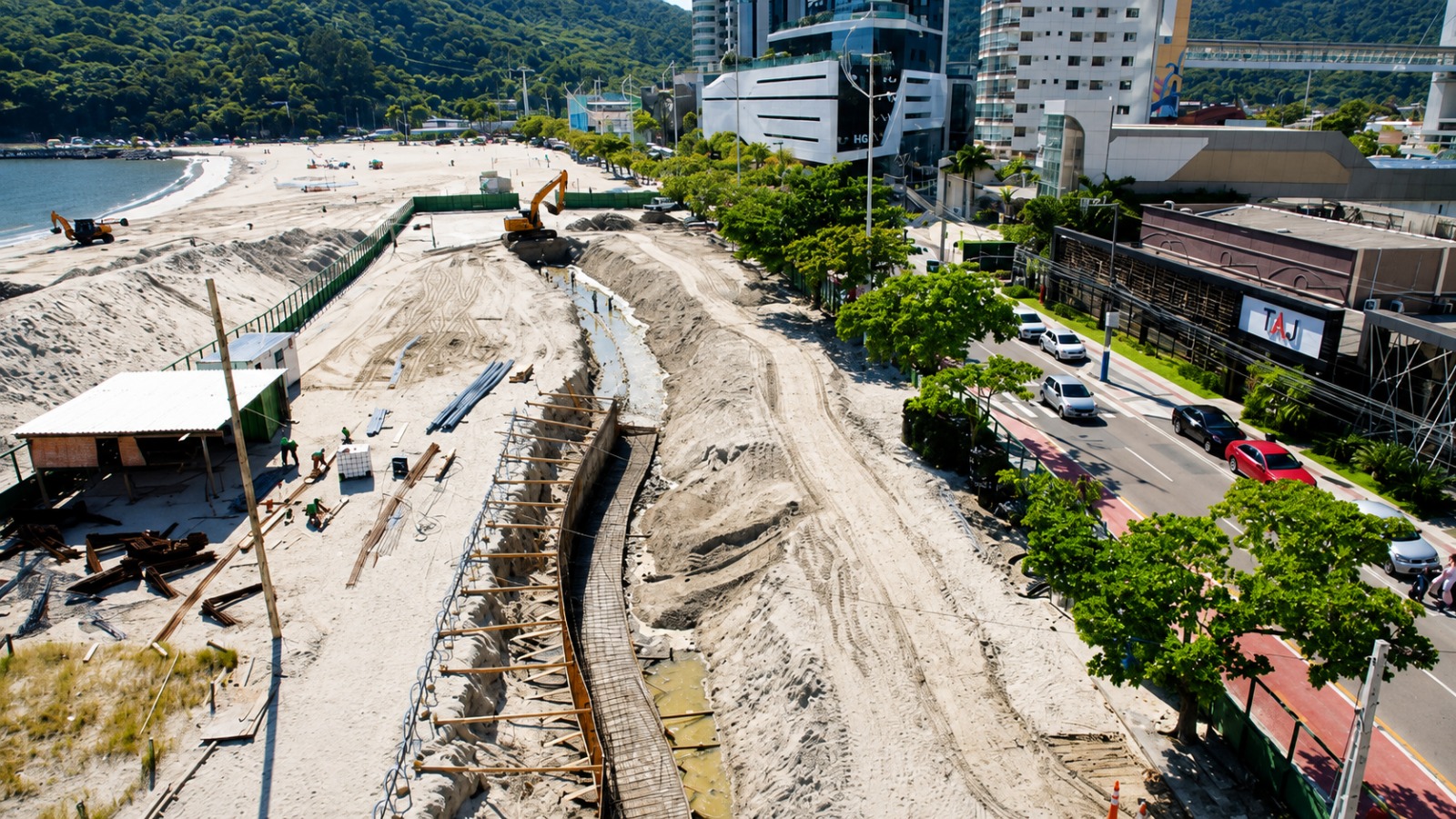 Obra da orla da Barra Sul, em Balneário Camboriú: fase, prazo e quem paga